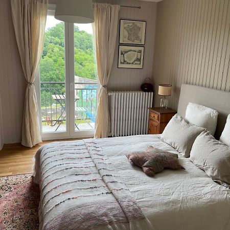 Le Tresor De Maria Apartment Uzerche Ngoại thất bức ảnh